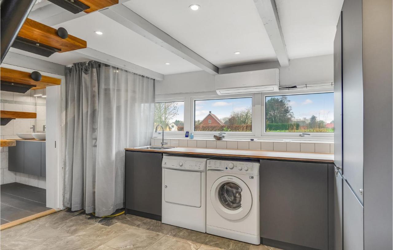 Nice Home In Aeroskobing With Kitchen Екстериор снимка